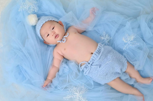 诸暨两个半月宝宝发育标准 诸暨两个半月宝宝发育标准